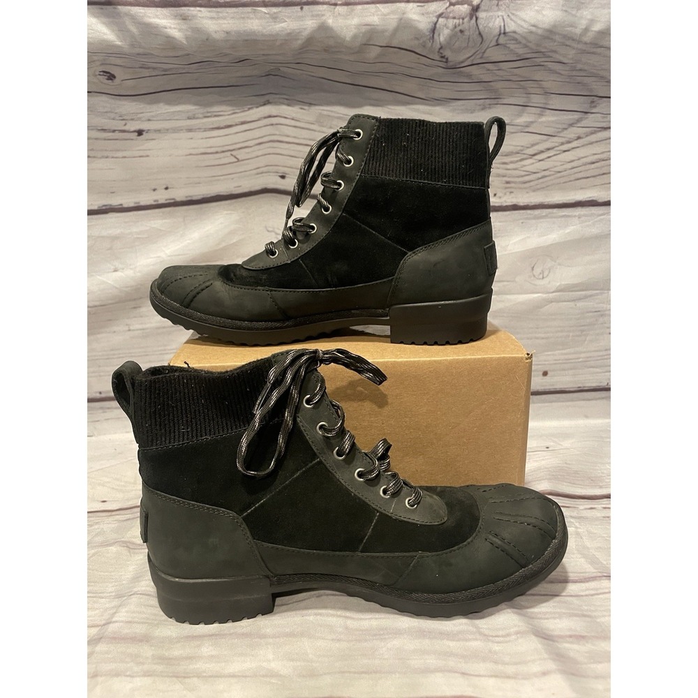 UGG Cayli Duck Ankle Boots Womens 8 Black Waterproof Lace Up Outdoor